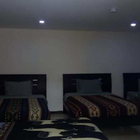 The Backpacker Hostal อิบาร์รา ภายนอก รูปภาพ