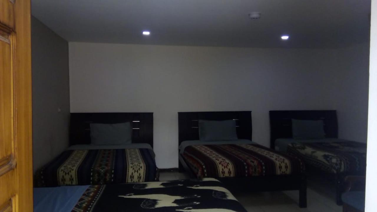 The Backpacker Hostal อิบาร์รา ภายนอก รูปภาพ