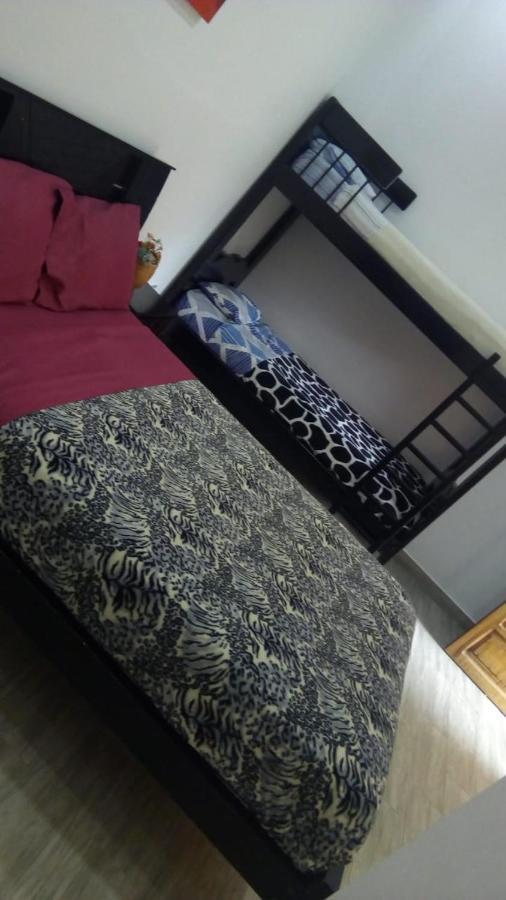 The Backpacker Hostal อิบาร์รา ภายนอก รูปภาพ